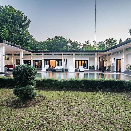 Stunning Villa Lily Lovina Εξωτερικό φωτογραφία